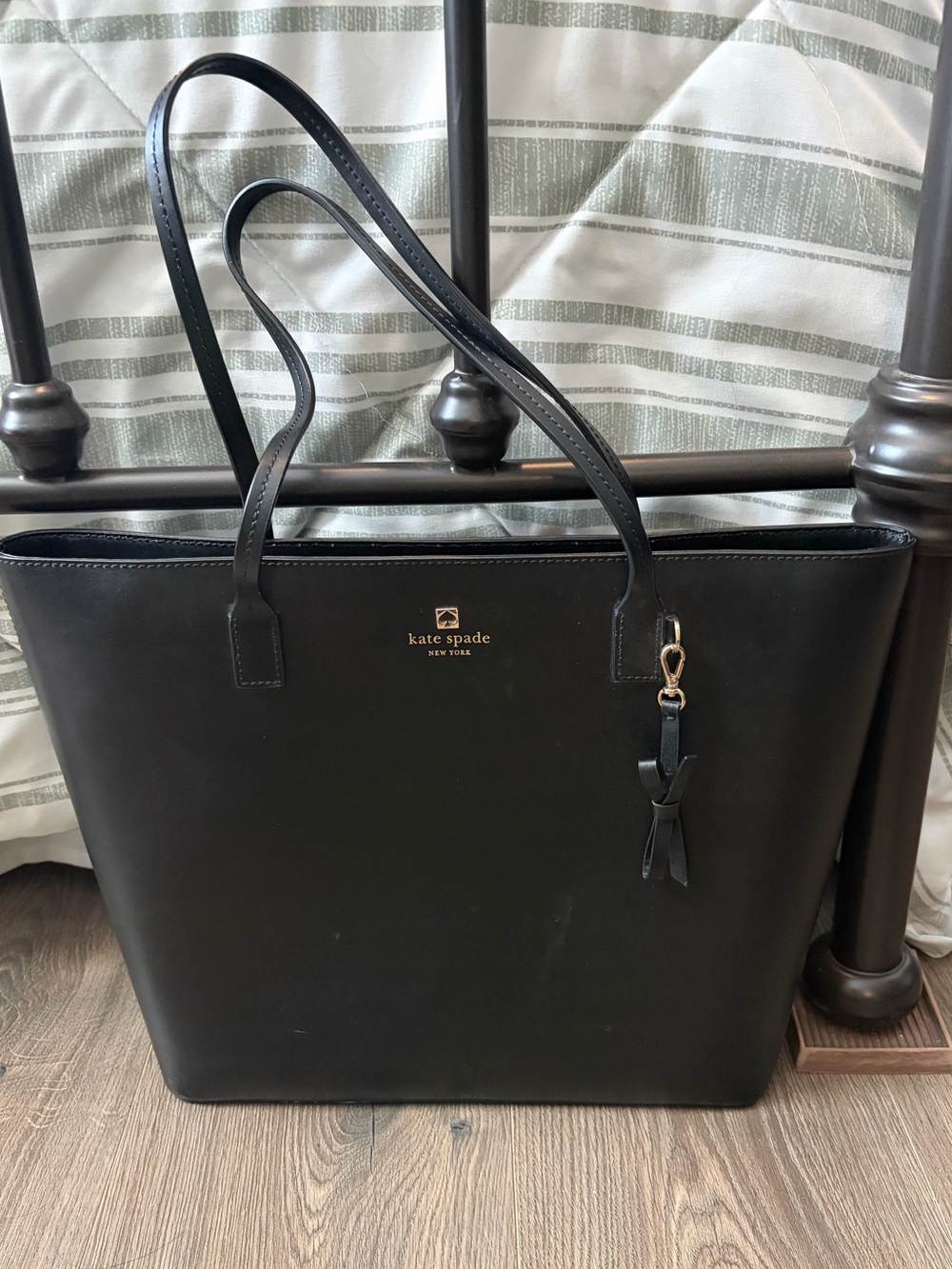Kate Spade New York Black Leather Tote Bag Top Handle Gold Hardware